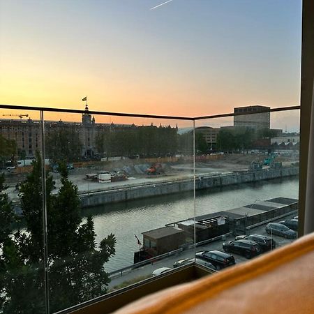 Canal View One Bedroom Flat Bruxelles Eksteriør billede