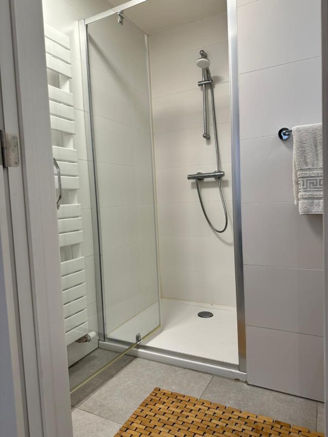 Canal View One Bedroom Flat Bruxelles Eksteriør billede