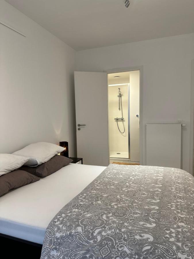 Canal View One Bedroom Flat Bruxelles Eksteriør billede